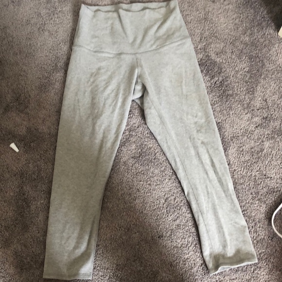Lululemon cotton capri yoga pants - Picture 1 of 3